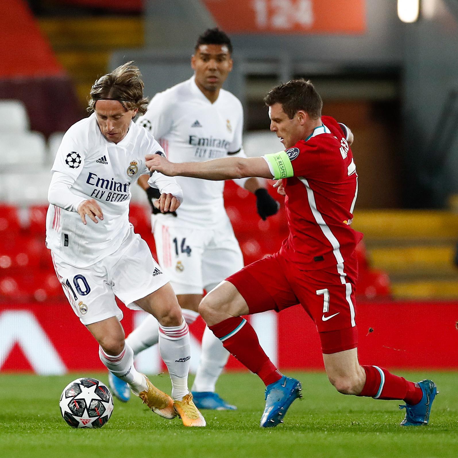 三分球都激 三分球都激