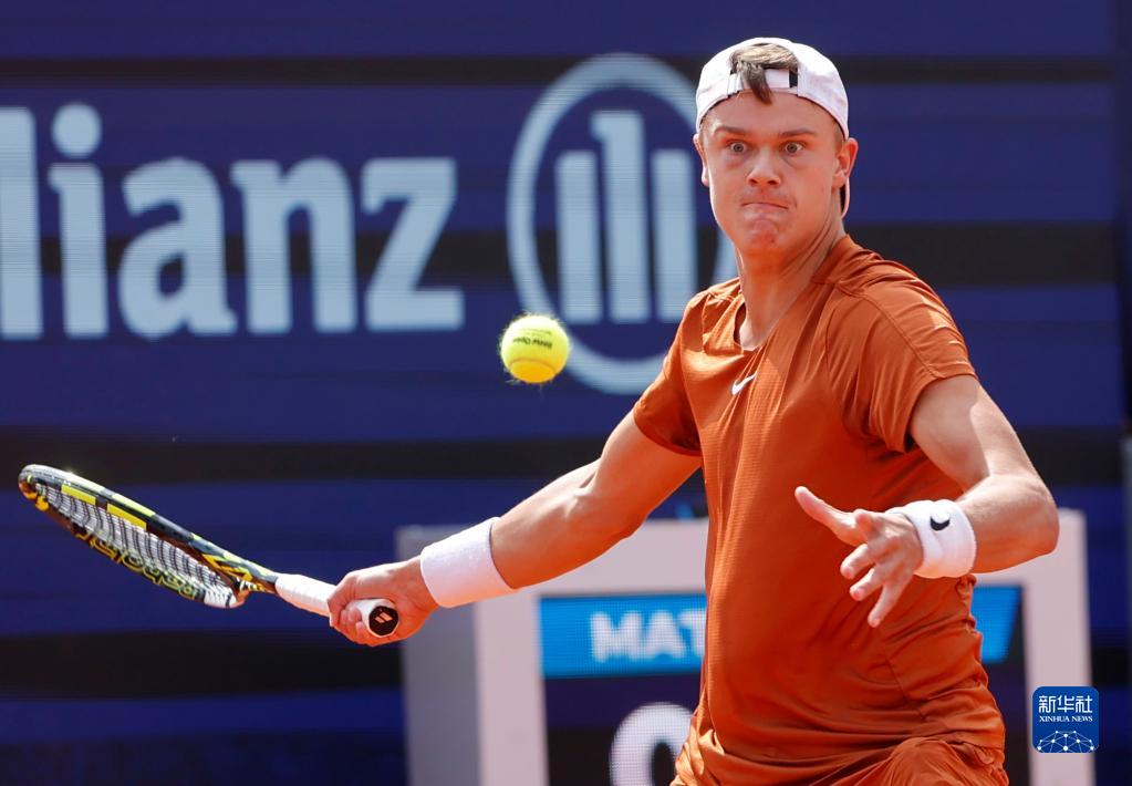 本引入一名 本引入一名