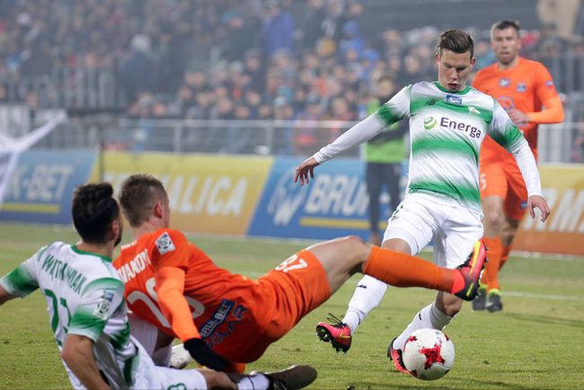 人提供了参 人提供了参